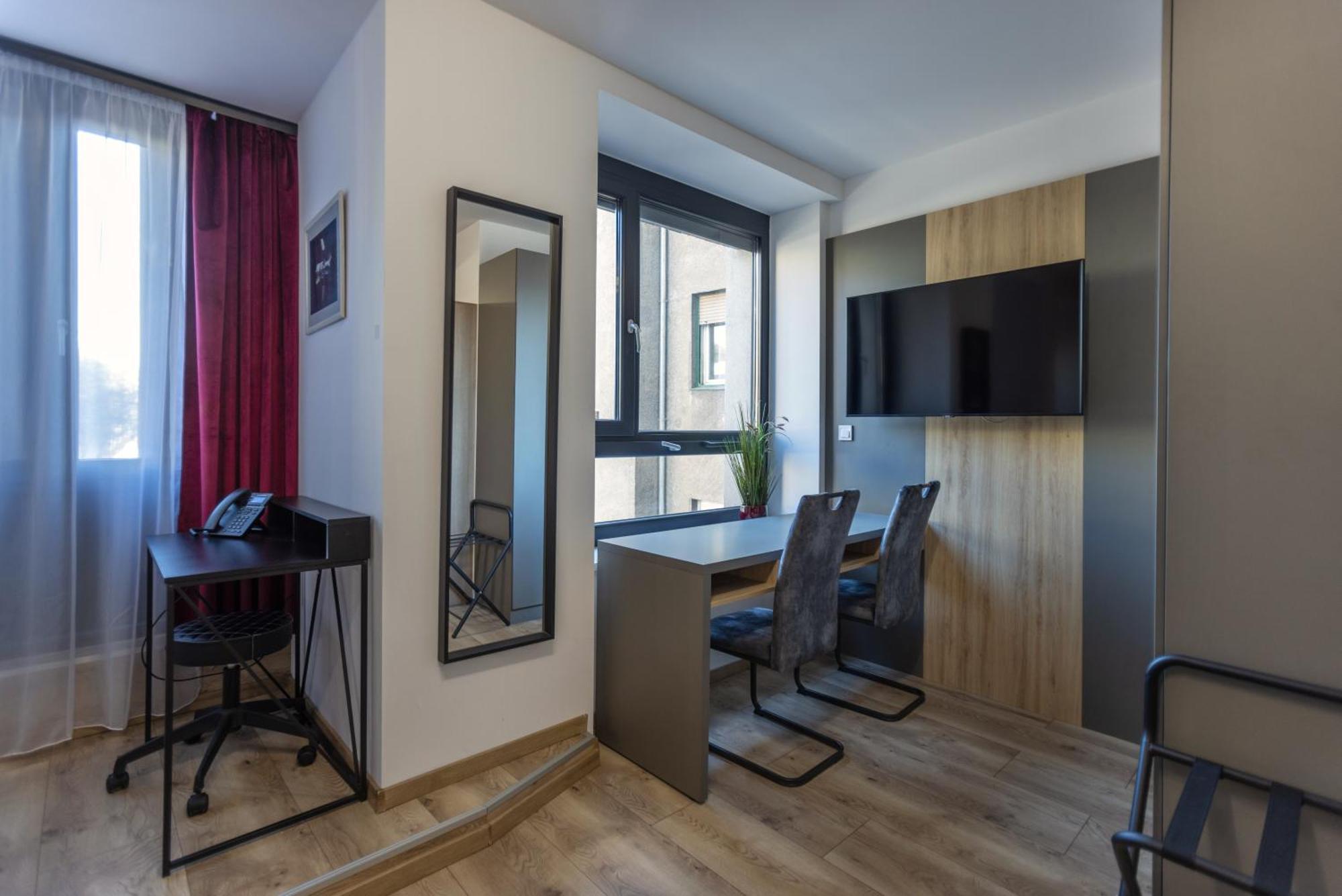 R73 Residences Pecs Exterior photo